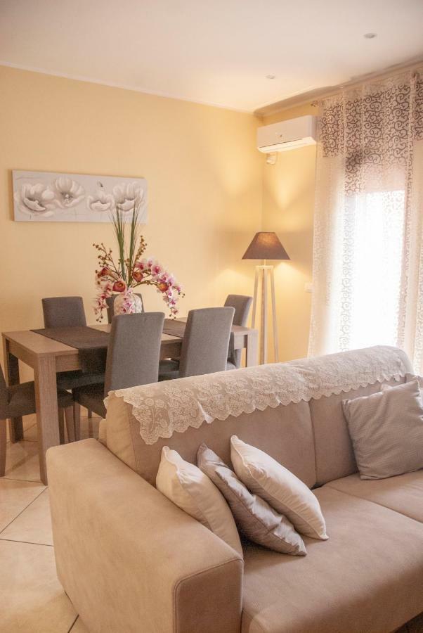 Sorrento Comfort House Con Piscina المظهر الخارجي الصورة